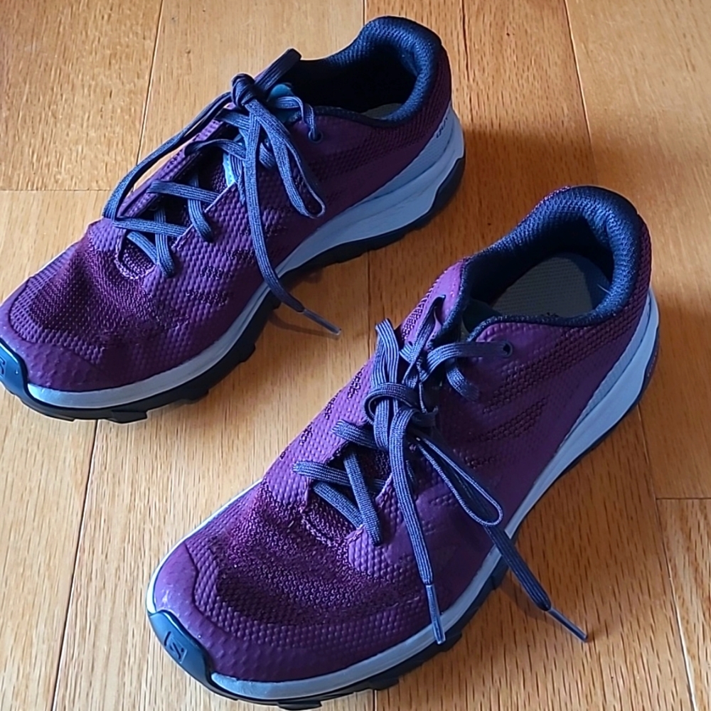 salomon outline shoes